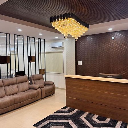Hotel Apex Inn Hyderabad Airport Dış mekan fotoğraf